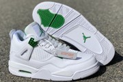 Air Jordan 4 Pine Green